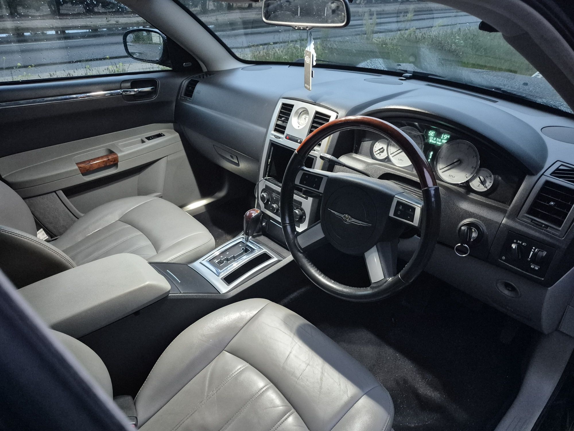 Chrysler 300c 3,0 crd cdi polift anglik
