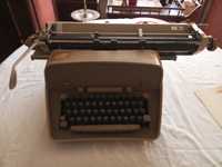 Máquina de Escrever MESSA Modelo M1