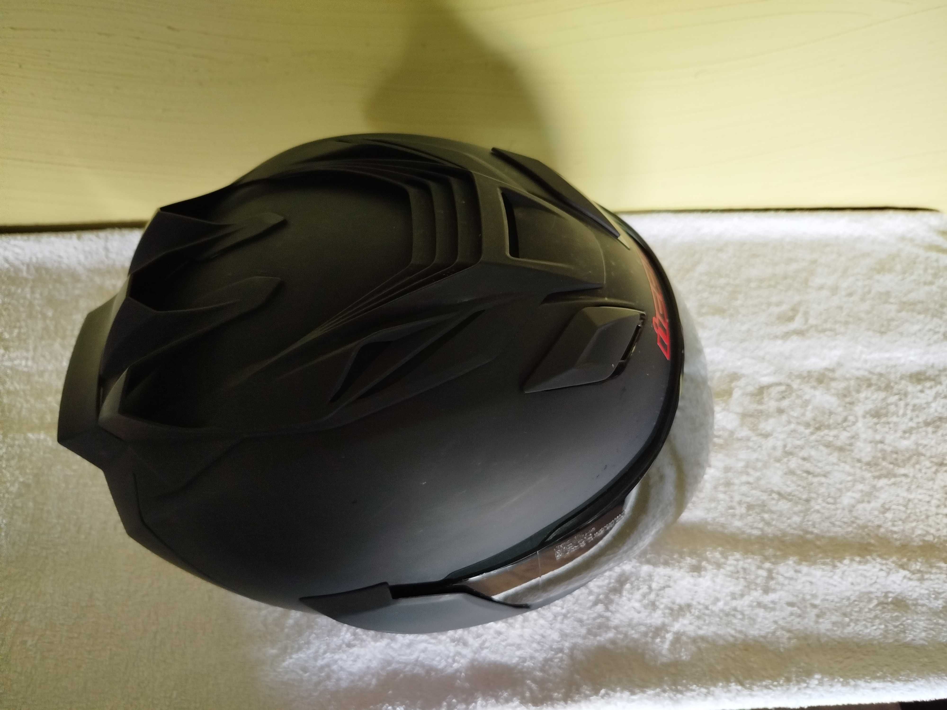 Kask motocyklowy ICON Airflite