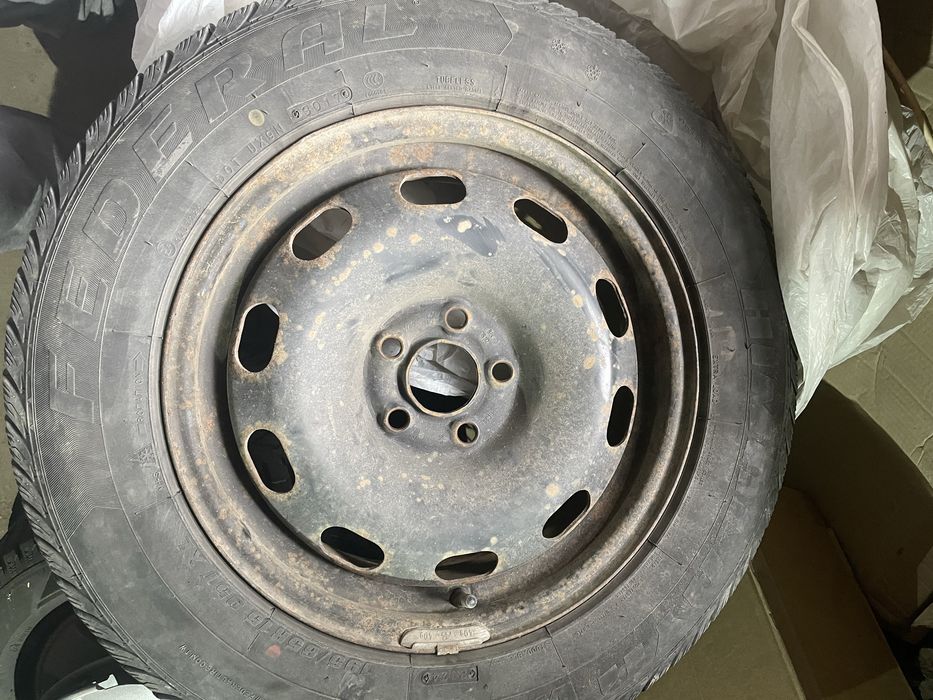 Резина з Дисками 5/100 r15 195/65