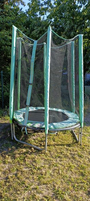 Trampolina ogrodowa