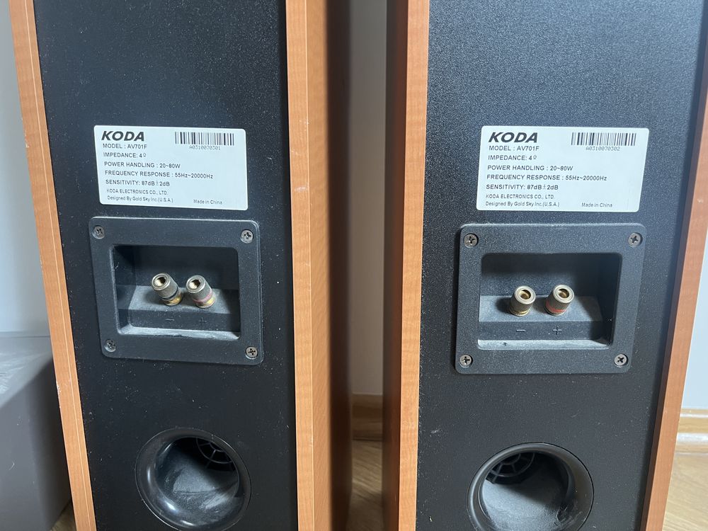 amplituner AV Surround Denon AVR-1306 i kolumy podlogowych koda AV701F