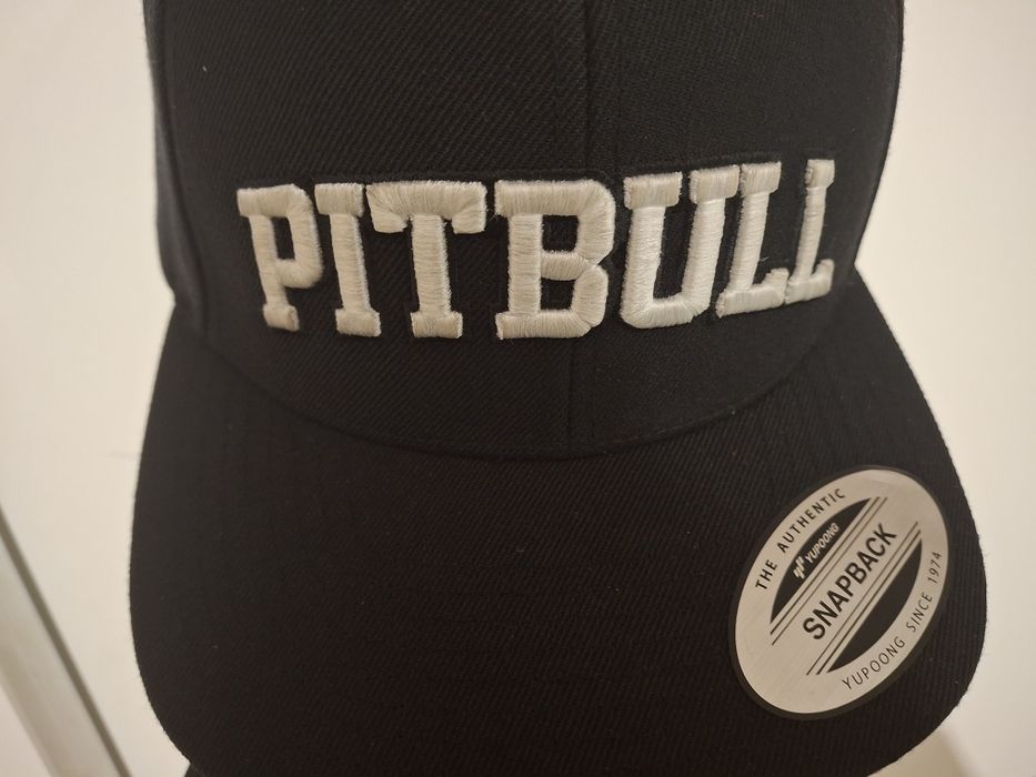 Czapka z daszkiem pitbull