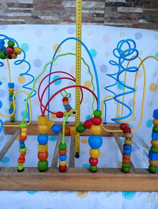 Labirinto / montanha-russa de contas enorme / gigante / grande