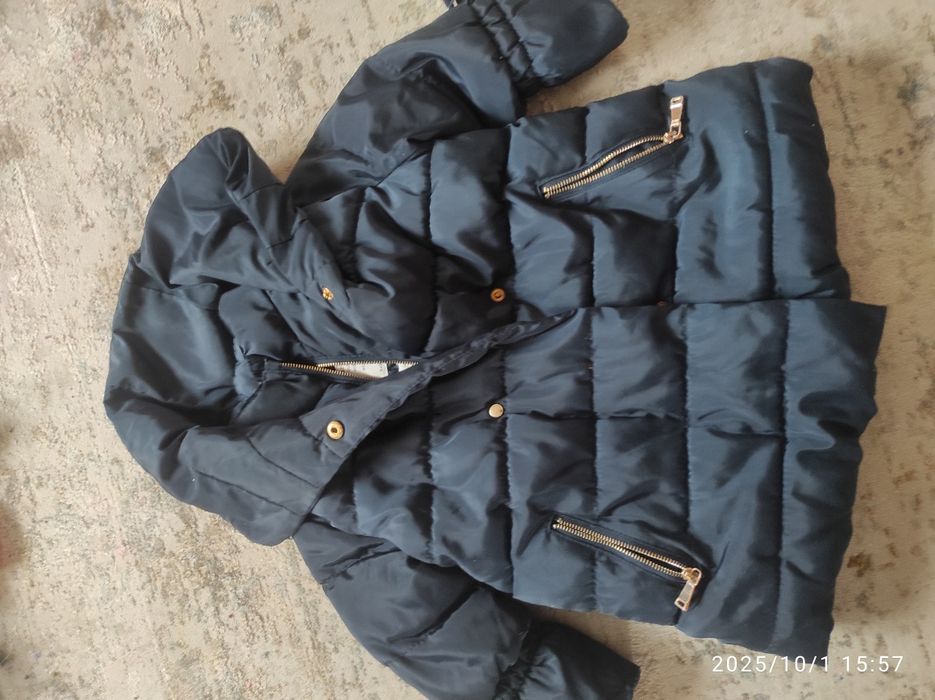 Продам дитячу куртку фірми Zara