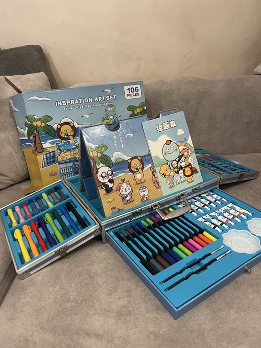 Набір для малювання 106 предметів з мольбертом