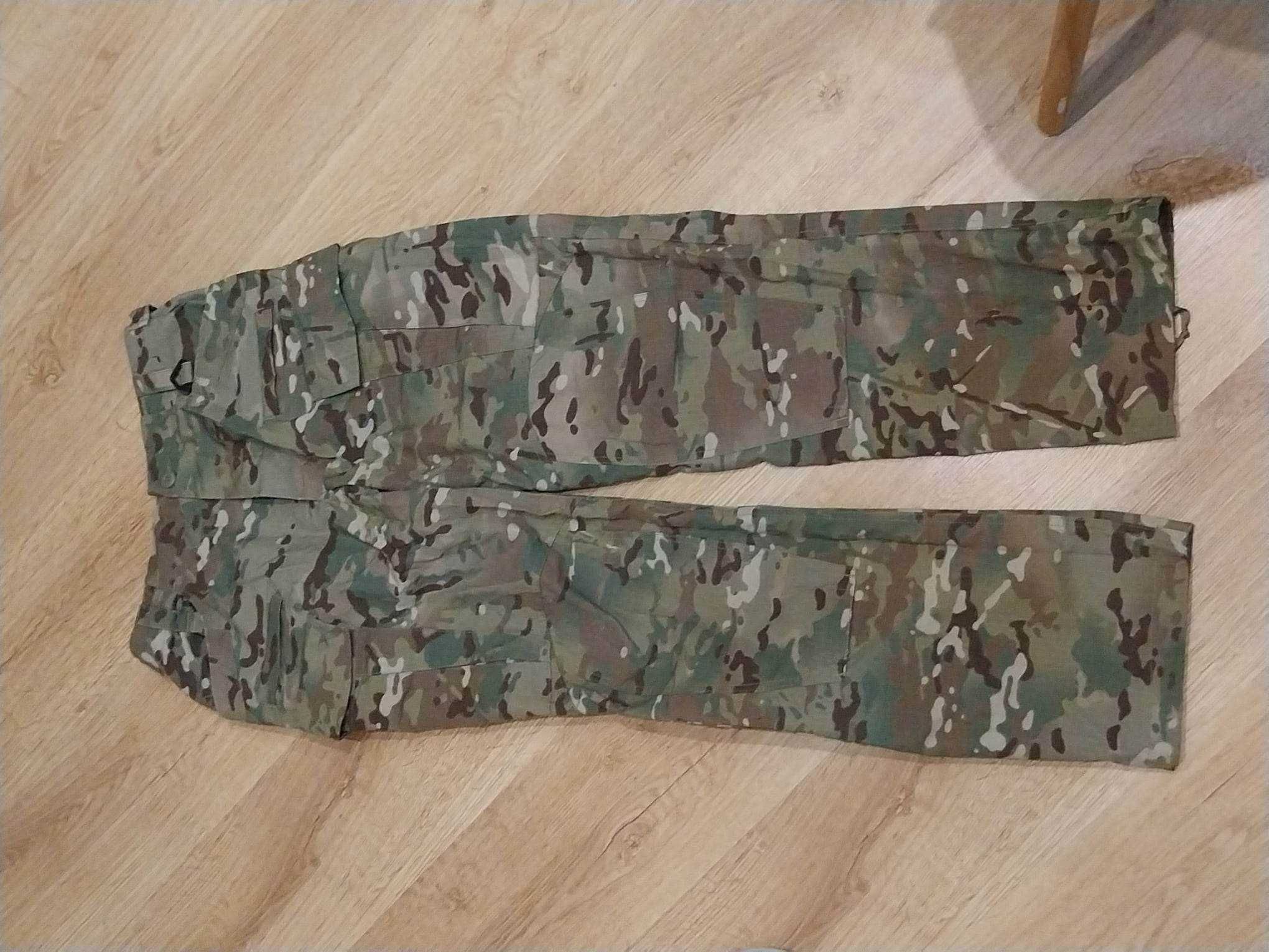 Spodnie wojskowe Helikon multicam  (r.S)