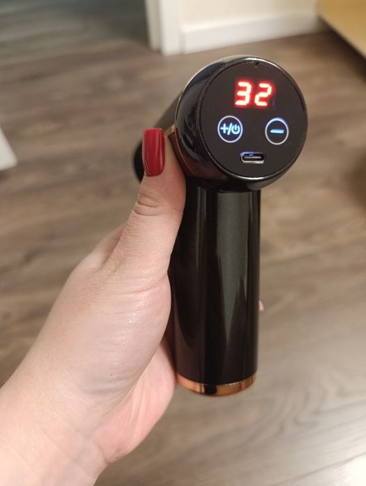 Масажер для тіла перкусійний