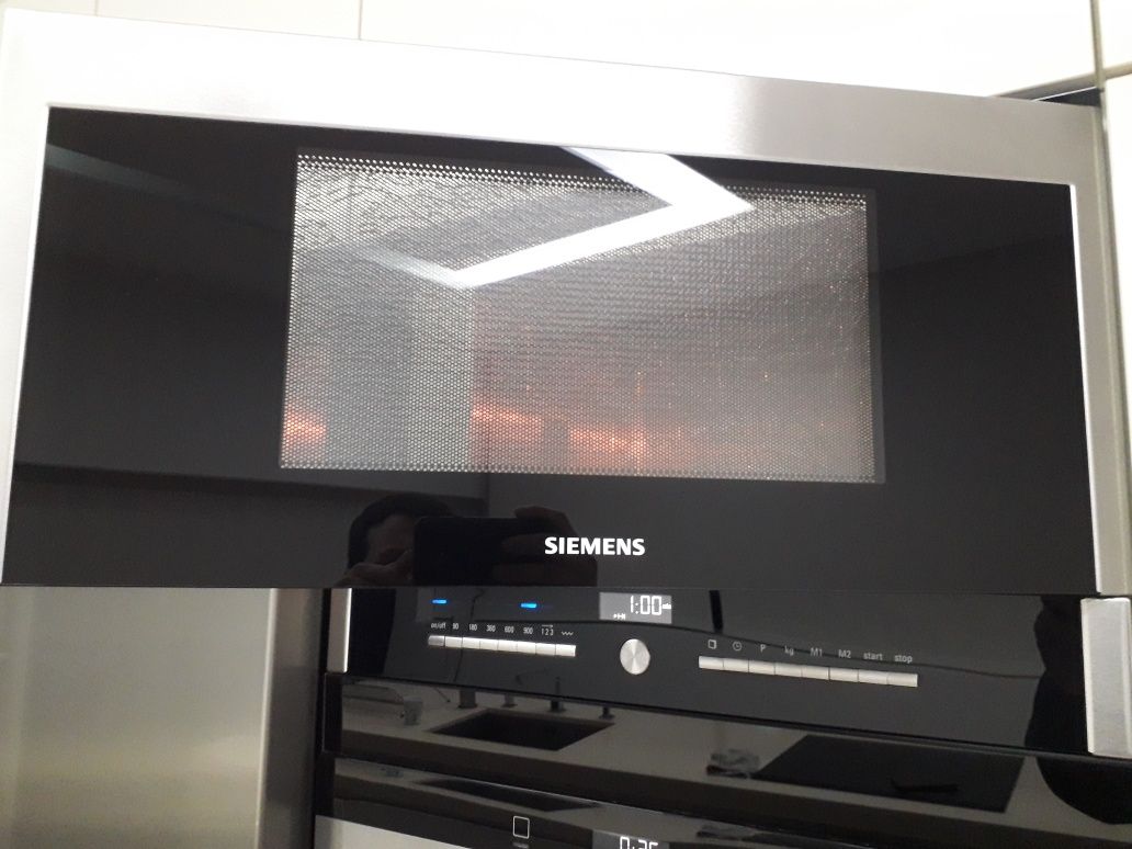 Microondas Siemens HF25GR2