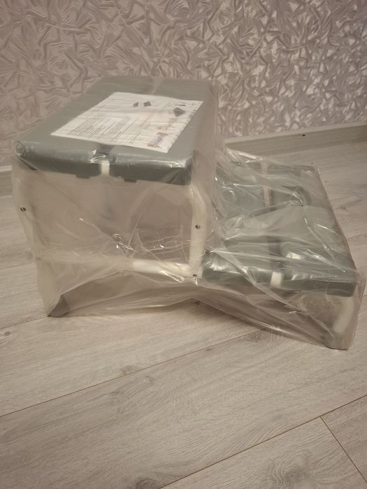 Східці для ванни з поручнем