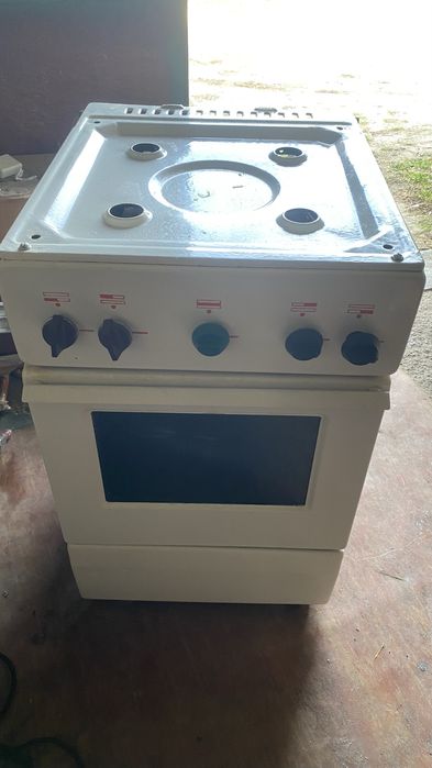 Продам гвзову плиту в хорошомустані. Робочу