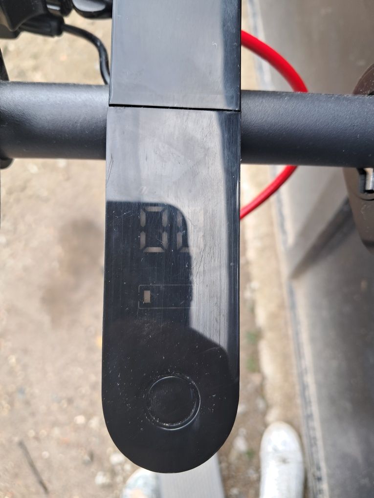 Vendo trotinete eletrica
