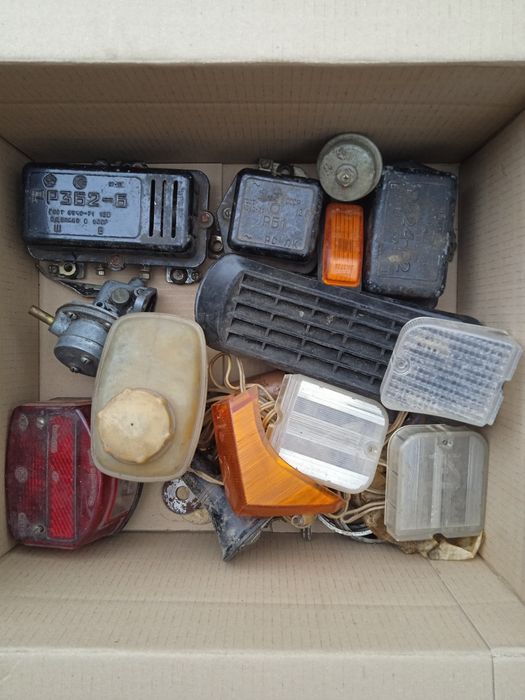 Реле регулятор ЗИЛ газ москвич ретро стоп Днепр.