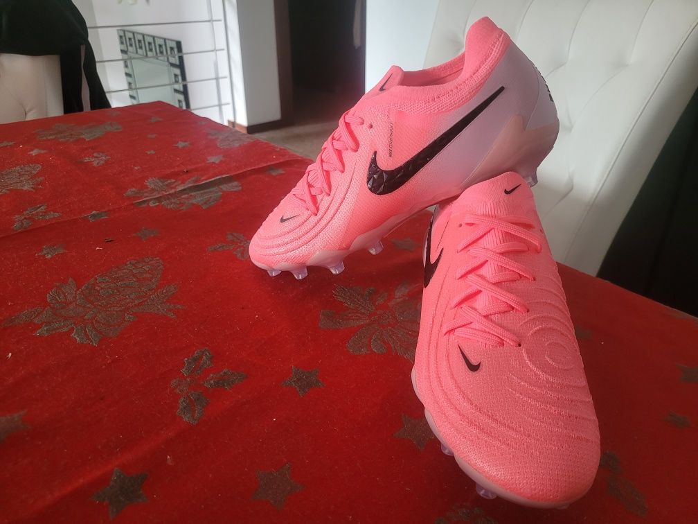 Nike Phantom-  Cor Rosa