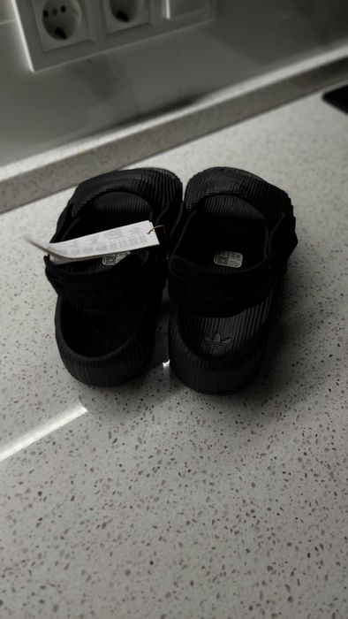 Сандалії жіночі Adidas