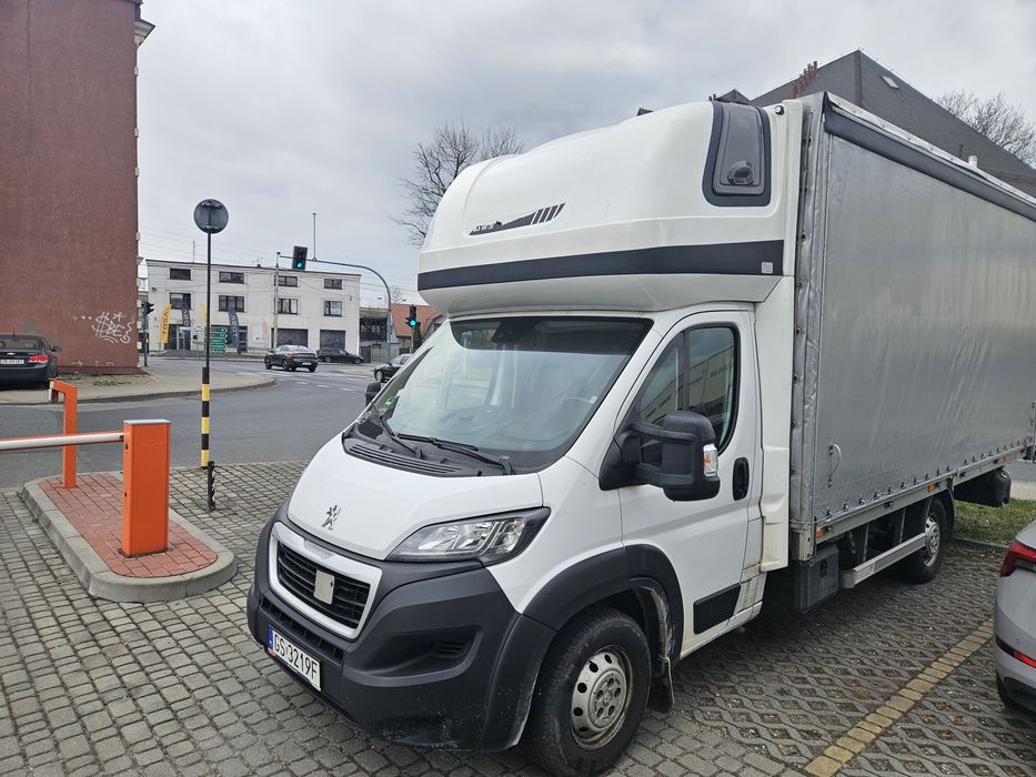 Peugeot Boxer Plandeka 2021 rok FV 23 % 2.2d 165 km cena brutto