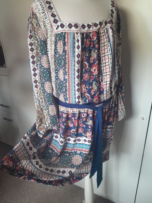 Nowa sukienka boho 44