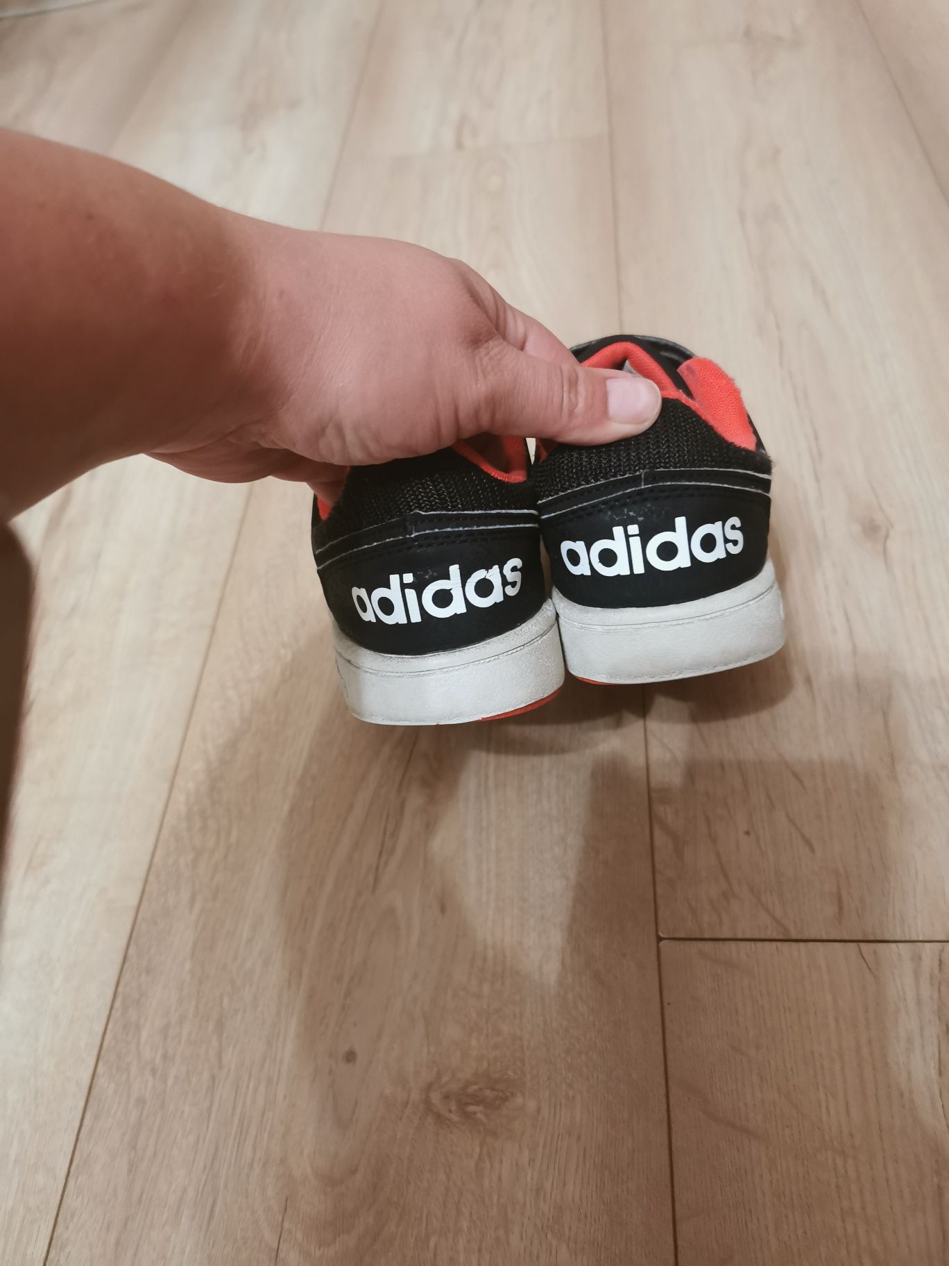 Buty adidasy adidas chłopiec na rzep roz 33 wkl wew 21 cm