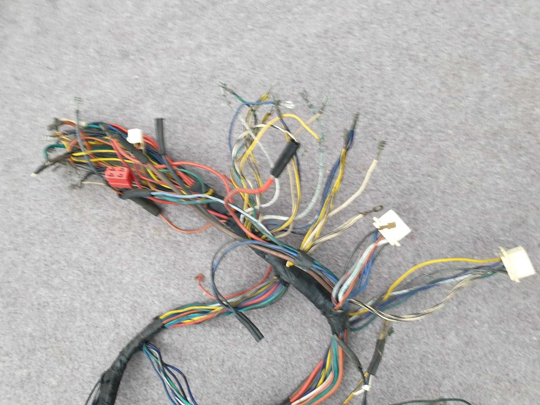 Instalacja elektryczna Polski Fiat 125p FSO wiązka przewody kable