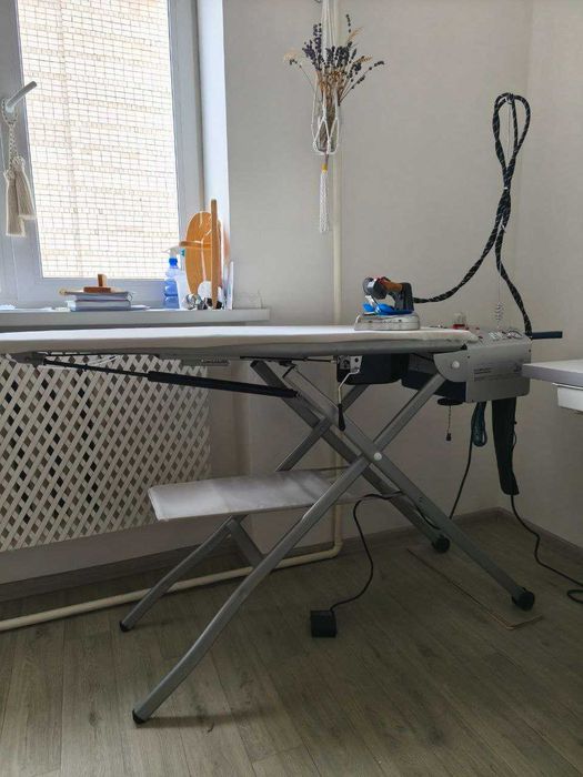 Прасувальна дошка з парогенератором 3,5 л Silter