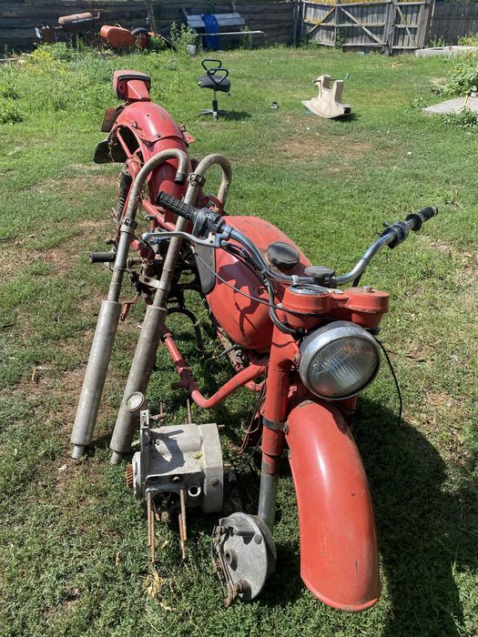 Запчастини на мт Днепр