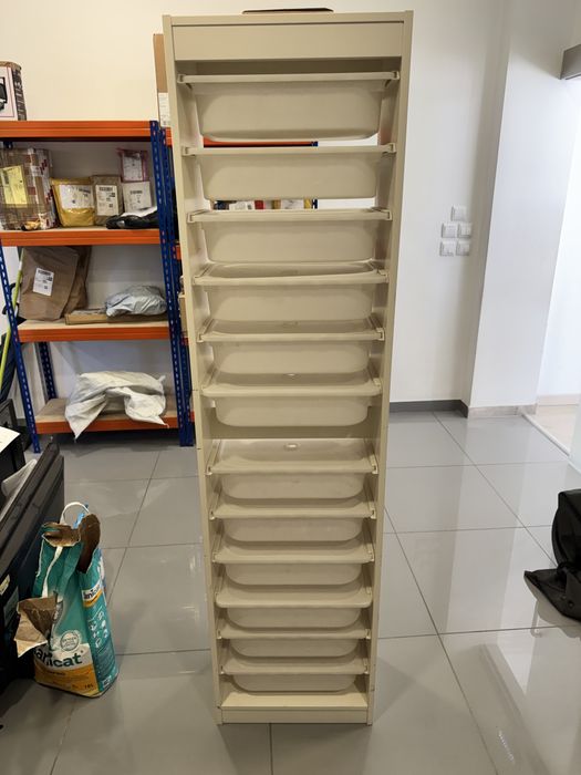 Movel Trofast Ikea com gavetas