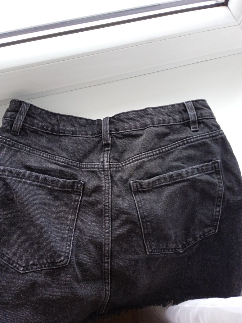 Spódniczka spódnica mini jeansowa jeans Sinsay S 36 dekatyzowana