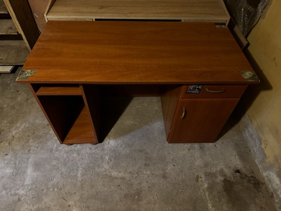 Drewniane biurko 120x60x80