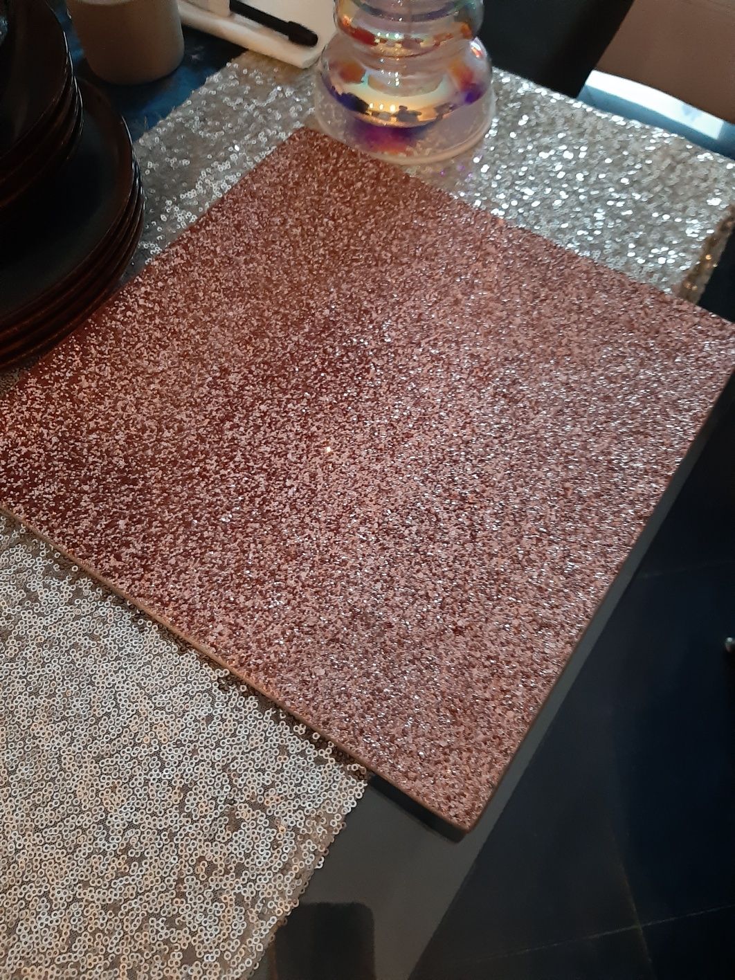 Patera brokat różowa kolekcja glamour tworzywo talerz ozdobny tkmaxx