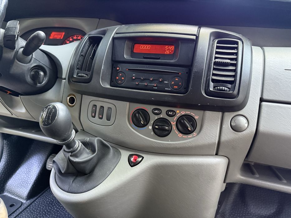 Продам  Renault Trafic 1.9 D Long