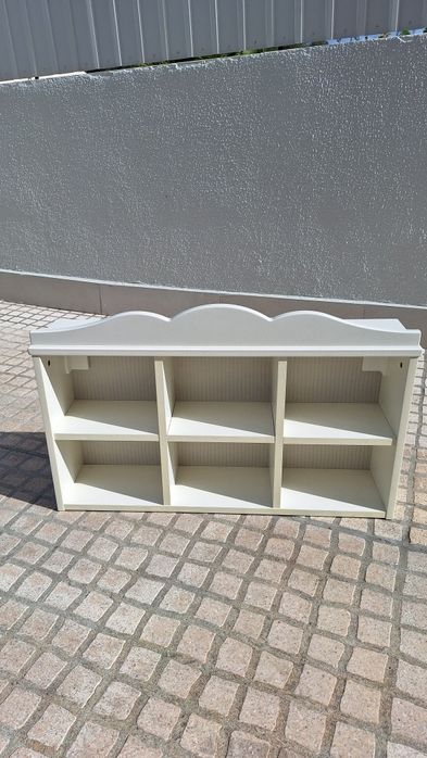 Estante Ikea parede - Hensvik