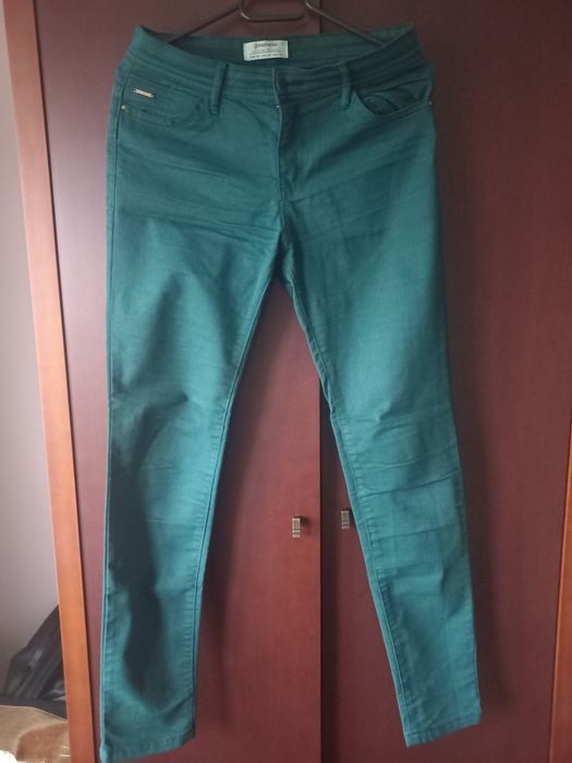 Spodnie jeansowe zielone