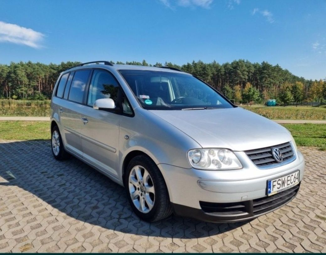 Volkswagen Touran 1,6 benzyna