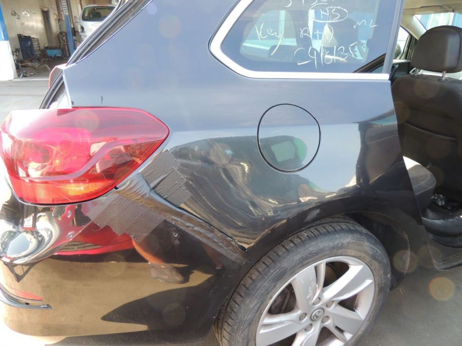 Ćwiartka nadwozia prawy tył Opel Astra J kombi &#039;15 1.6 CDTI