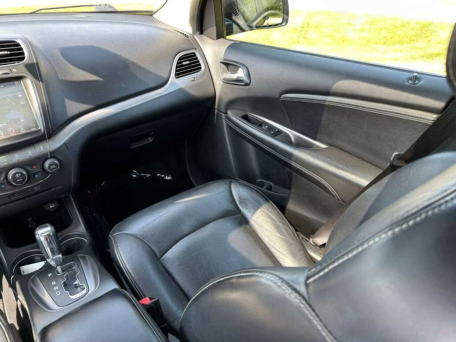 Dodge Journey Crossroad      2019