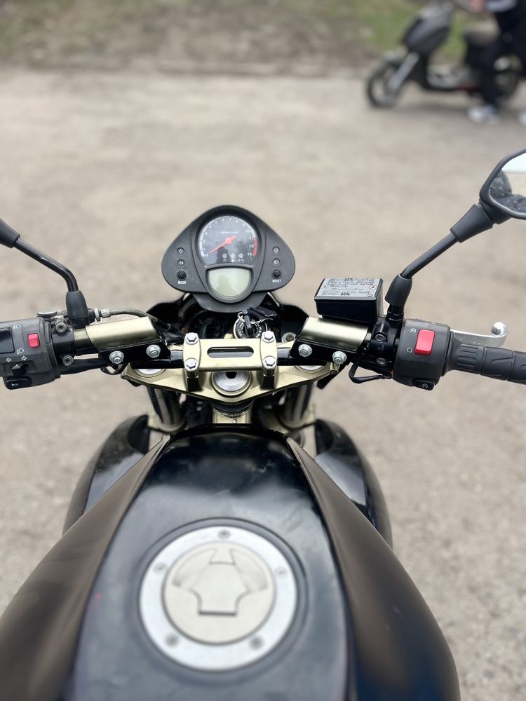 Продам кавасаки er6n