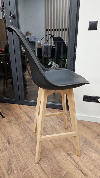 Стільці барні з спинкою