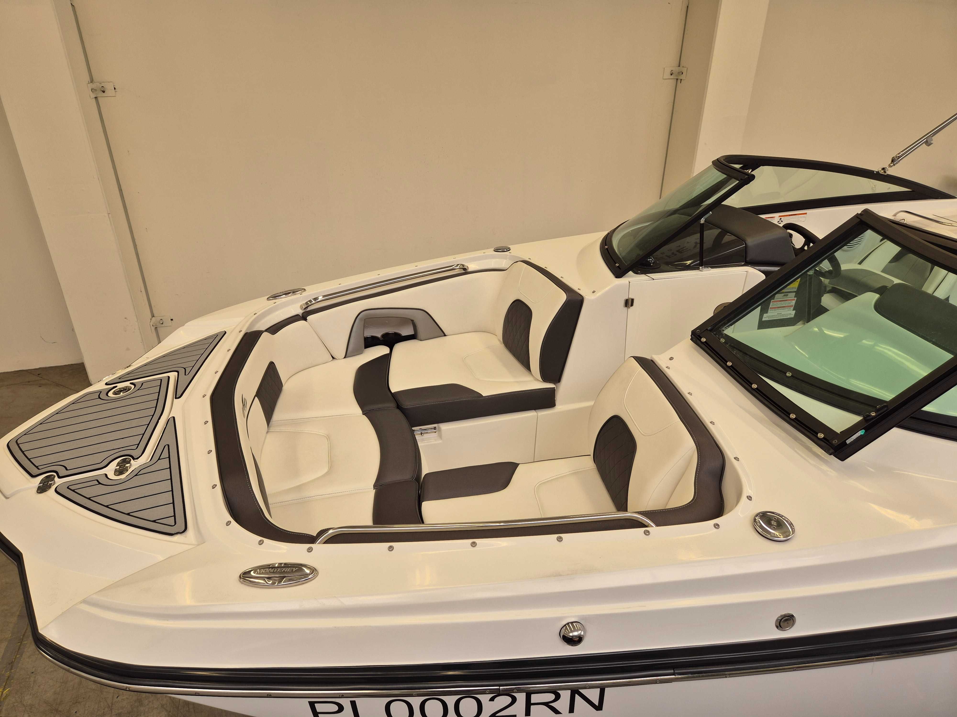 MONTEREY M45  z 2019 roku  / rok modelowy 2020