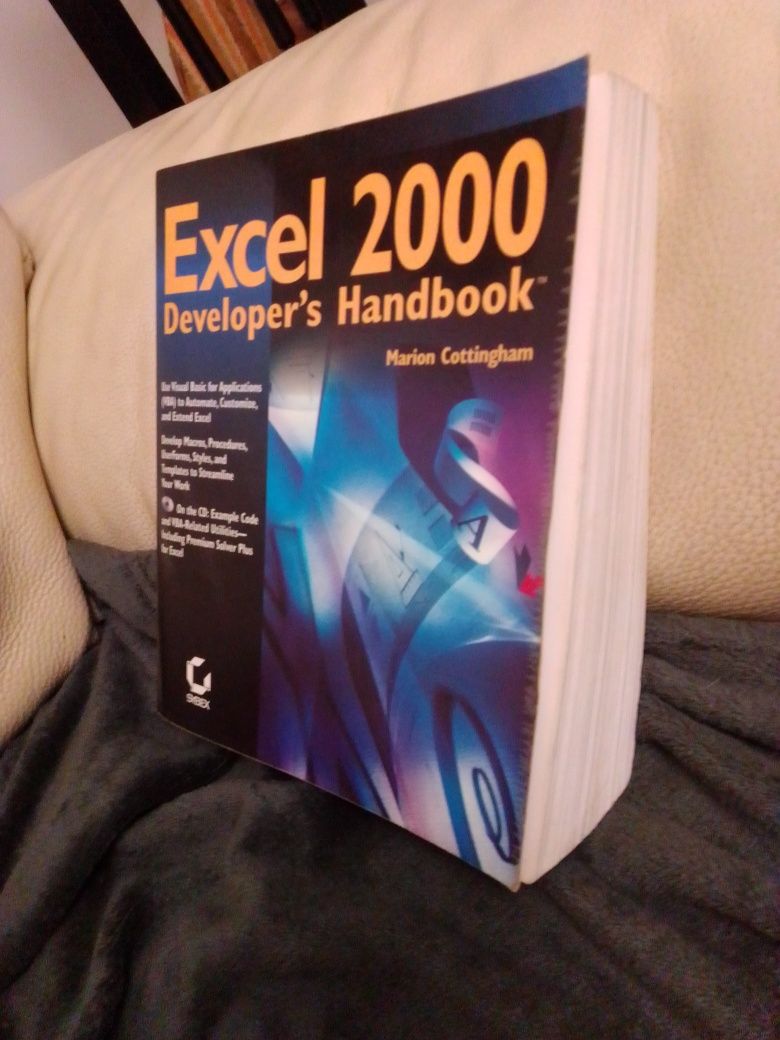 Livros Excel 2000/Investment Management em Bom Estado