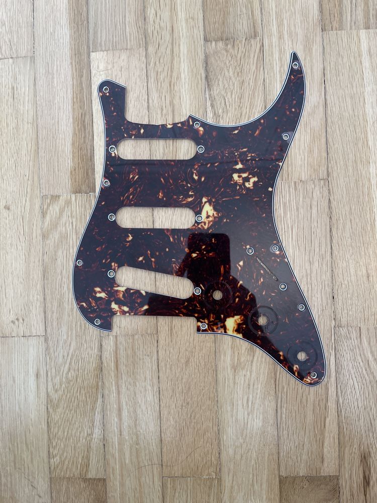 pickguard fender stratocaster tortoise shell