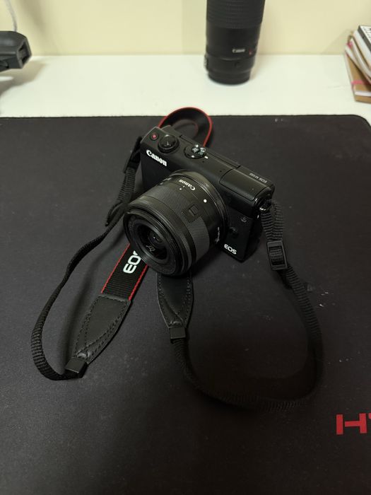 Canon M100 ( Muito bom estado)