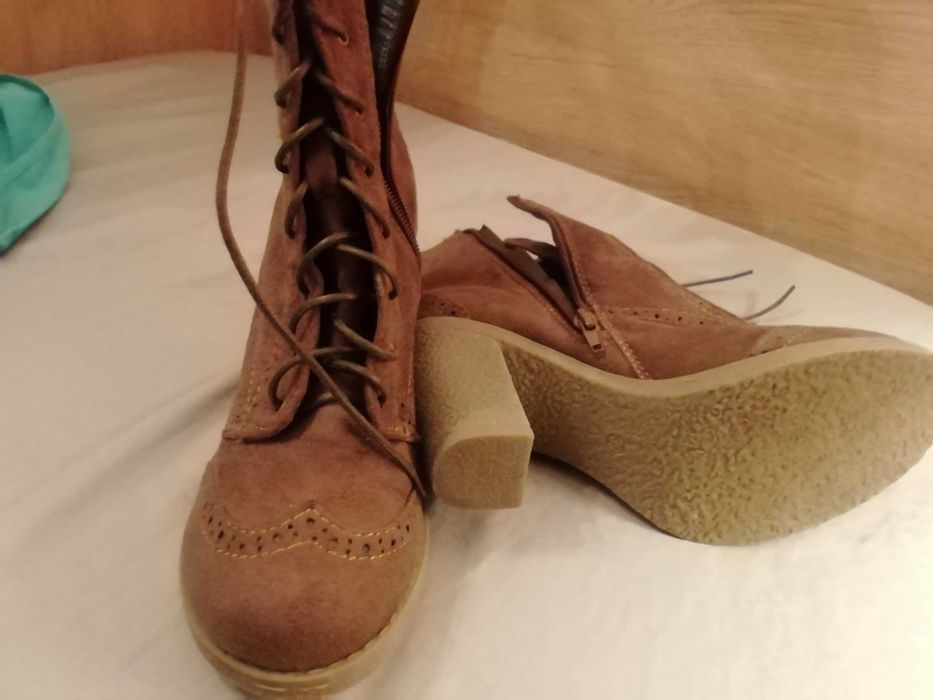 Botki damskie przejściowe zamszowe 39