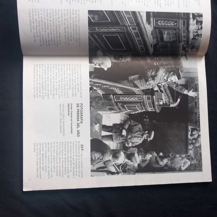 Revista " World Press Photo' 82 "
