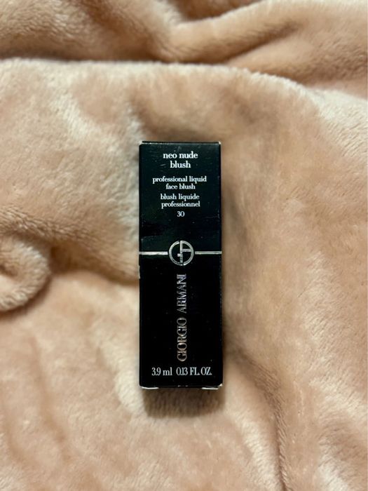 Giorgio Armani A-Line Neo Nude Blush nr. 30 Róż w kremie 3.9 ml