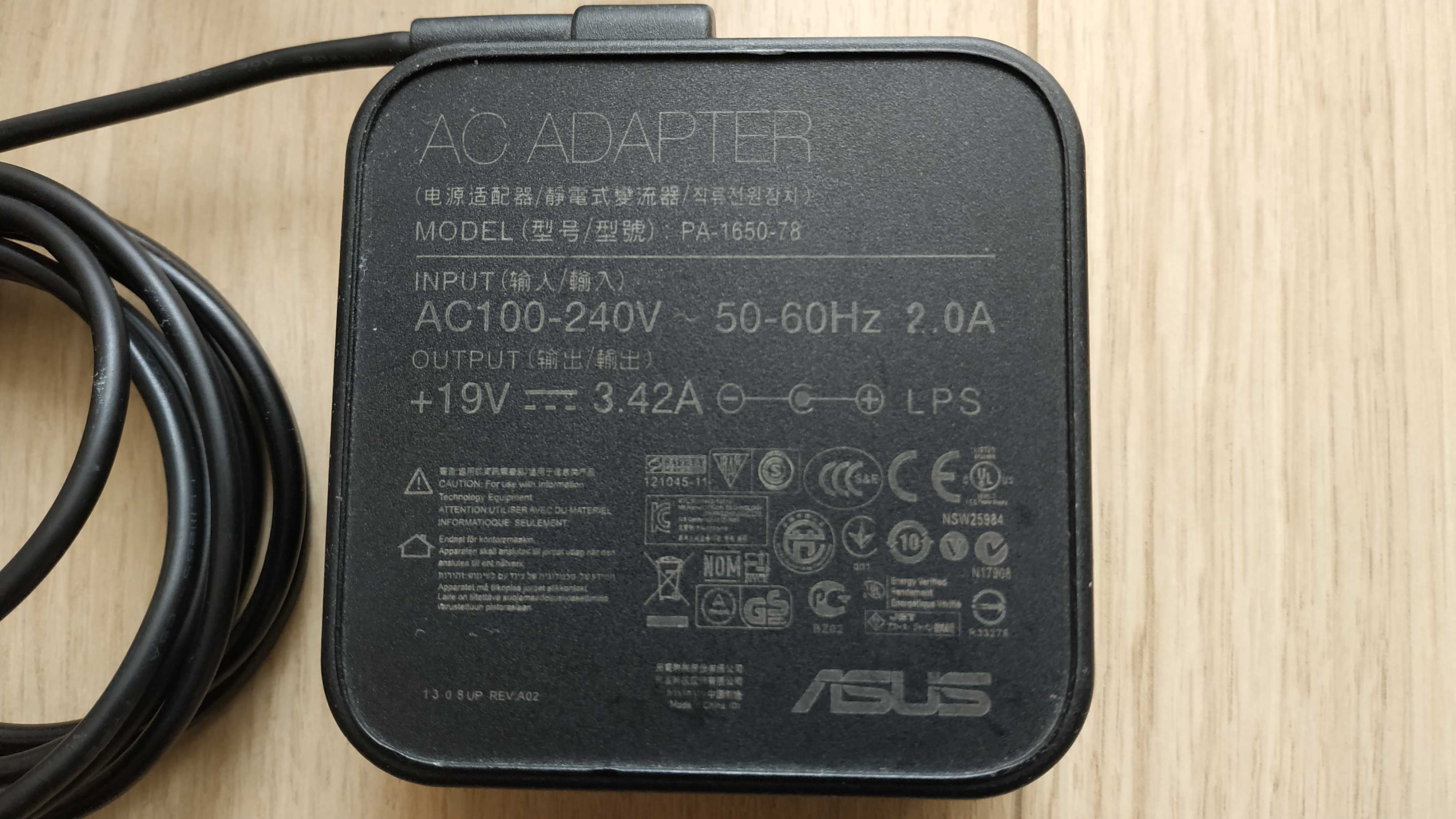 Oryginalny zasilacz ładowarka ASUS 19V 3,42A wtyk 5,5