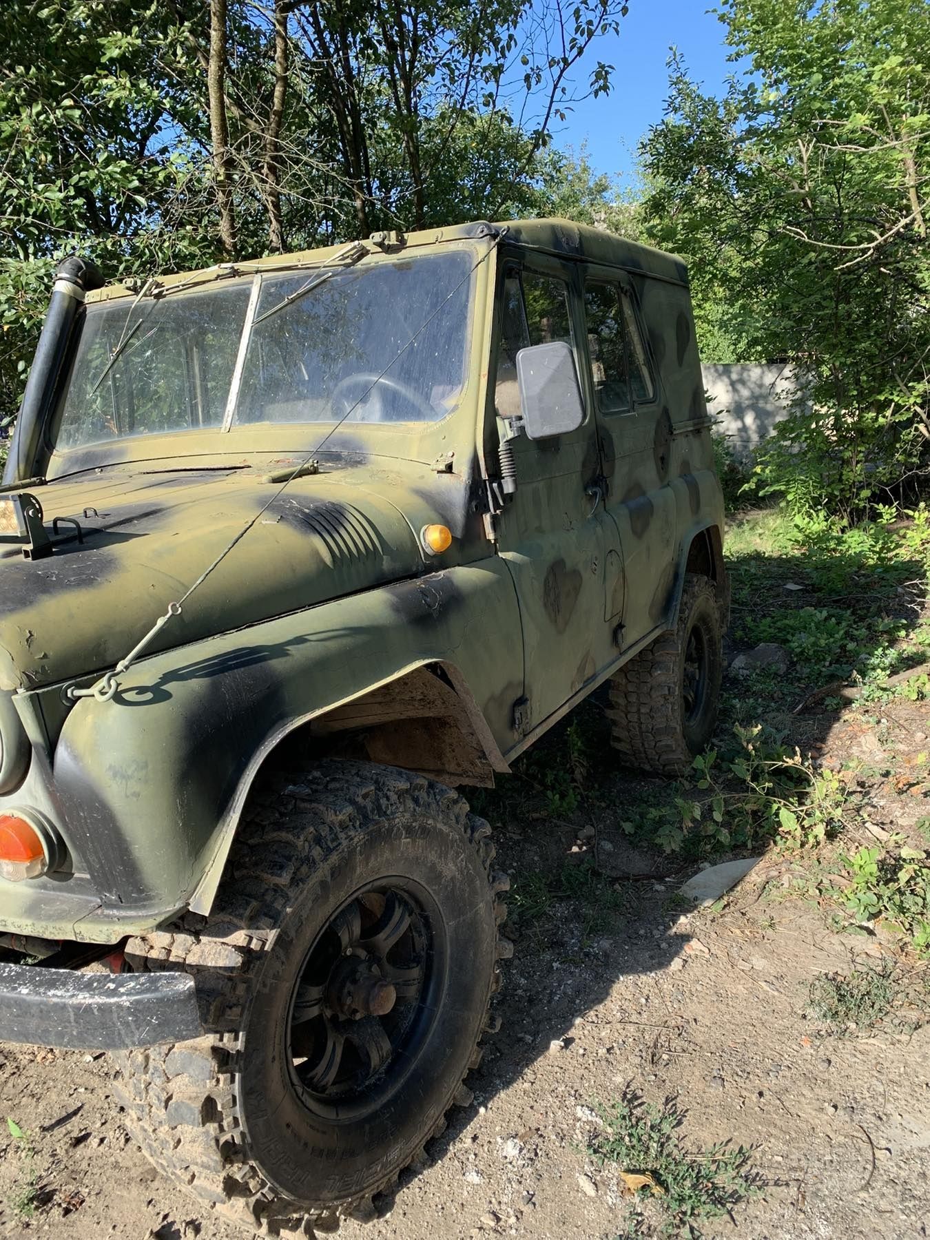 Продам увз военый