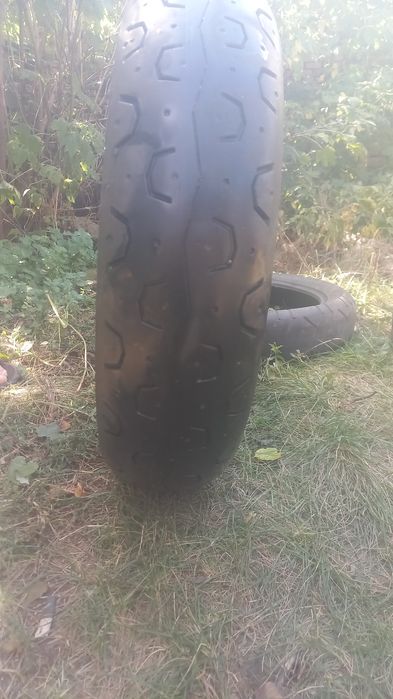 Продам покришку на мото