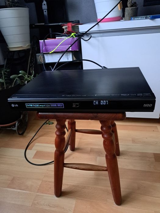Odtwarzacz Bluray LG HR570C z Nagrywarką