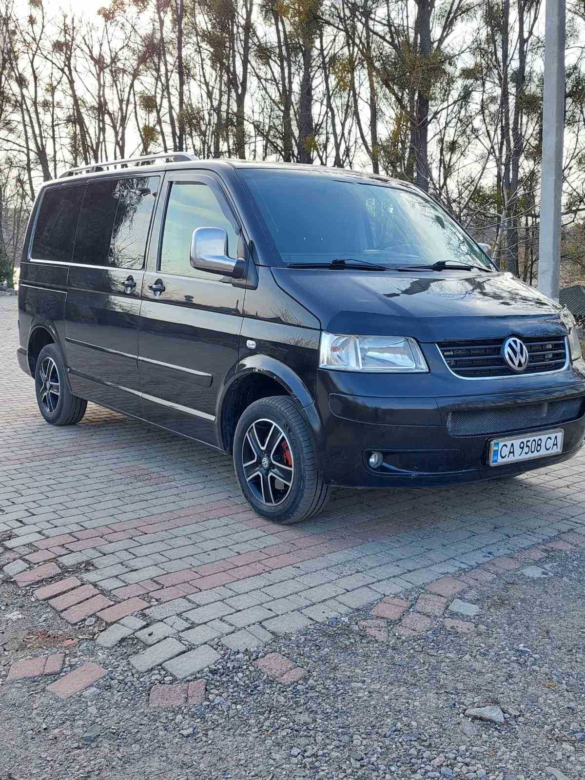 Продаю Volkswagen Transporter