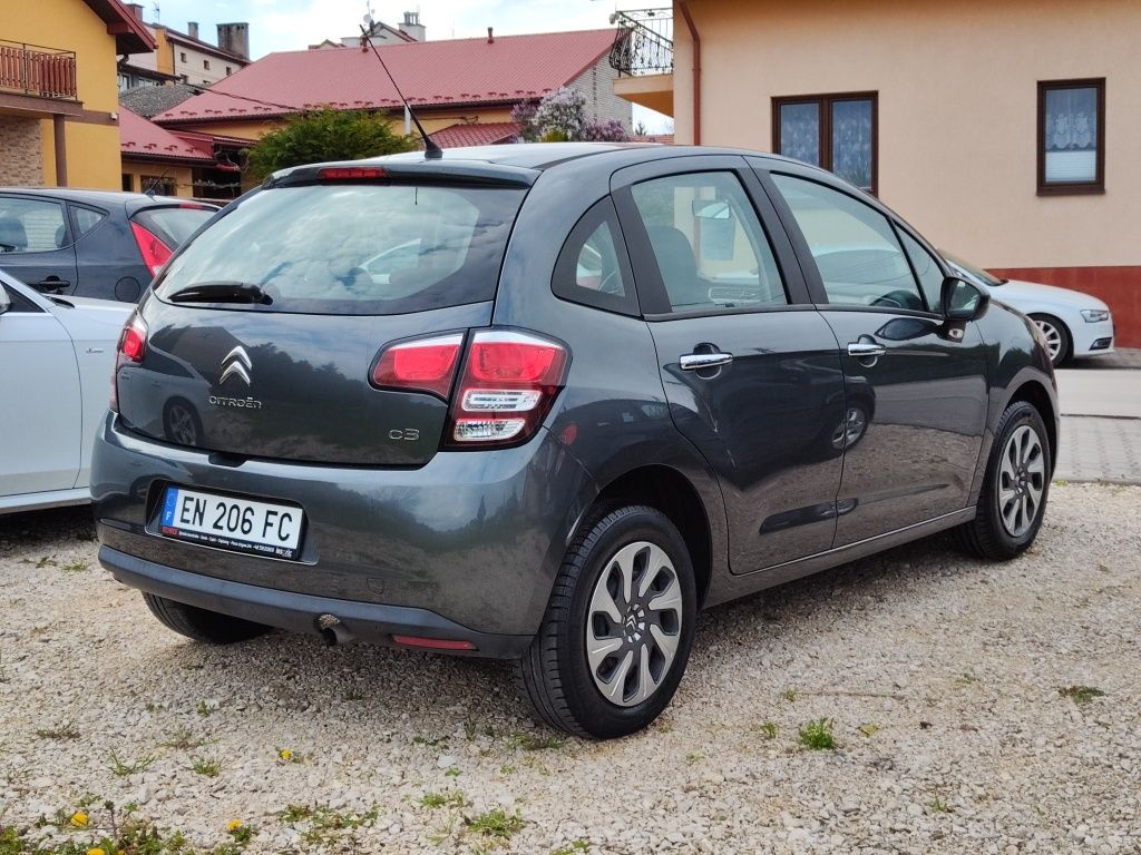 Citroen C3 2015, 1,2B 83KM PureTech Niski przebieg!